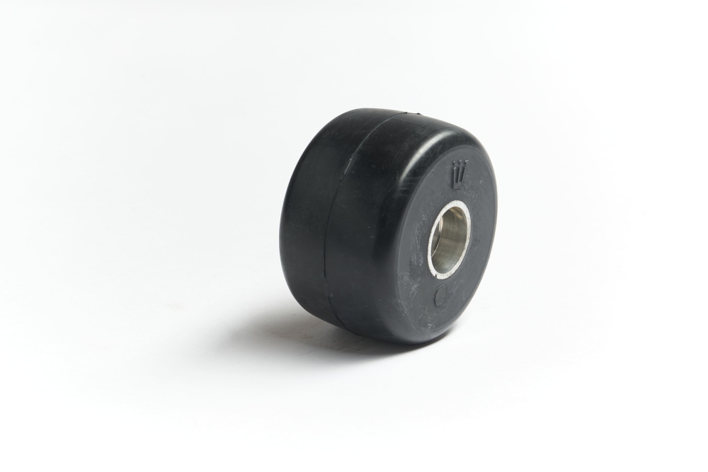 Bild, Skiroller Rolle für die Klassische Technik , besteht aus voll Gummi  / Aluminiumnarbe